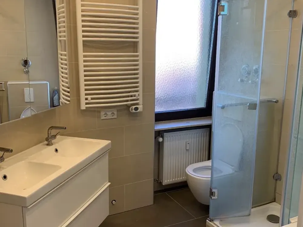 Spacious 4-Room Old Building Apartment, 110 m², Nürnberg-Gostenhof