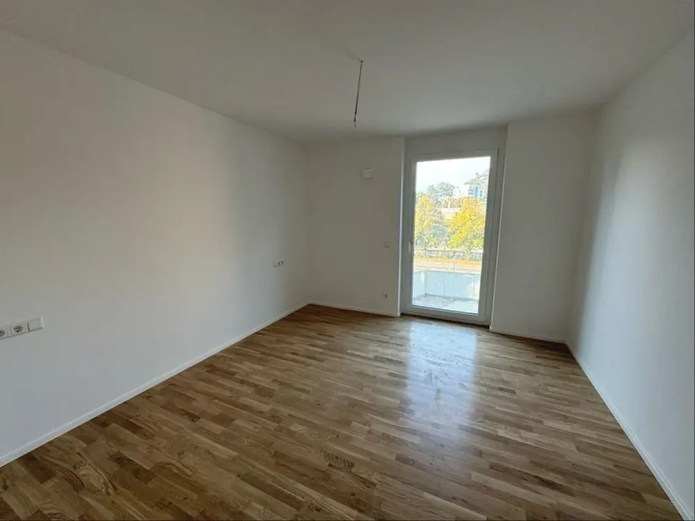 3-Room Apartment with Loggia in the Heart of Nürtingen