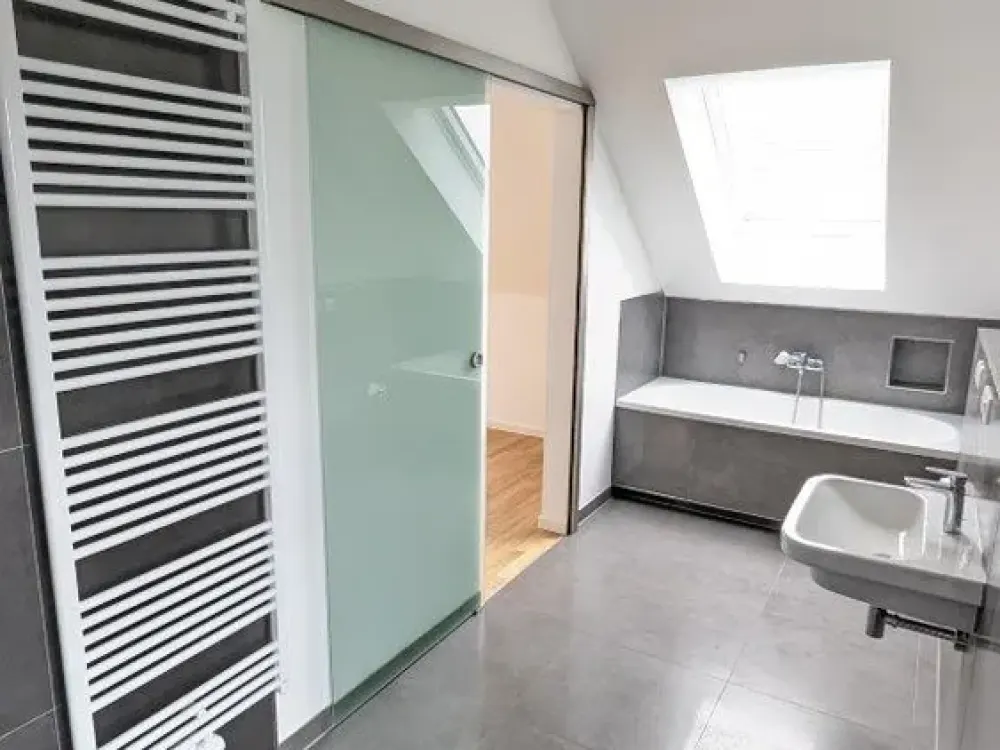 Modern 4-Room Apartment with Balcony on the 2nd Floor