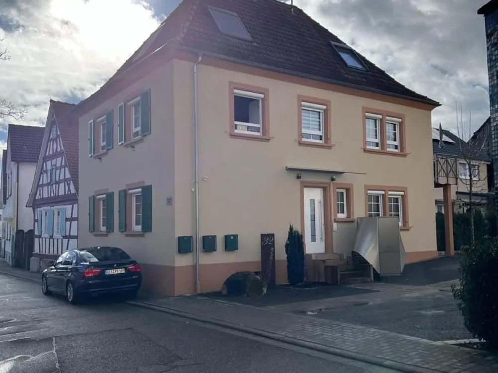 Ansprechende 5-Raum-Maisonette-Wohnung mit Terrasse in Büchelberg