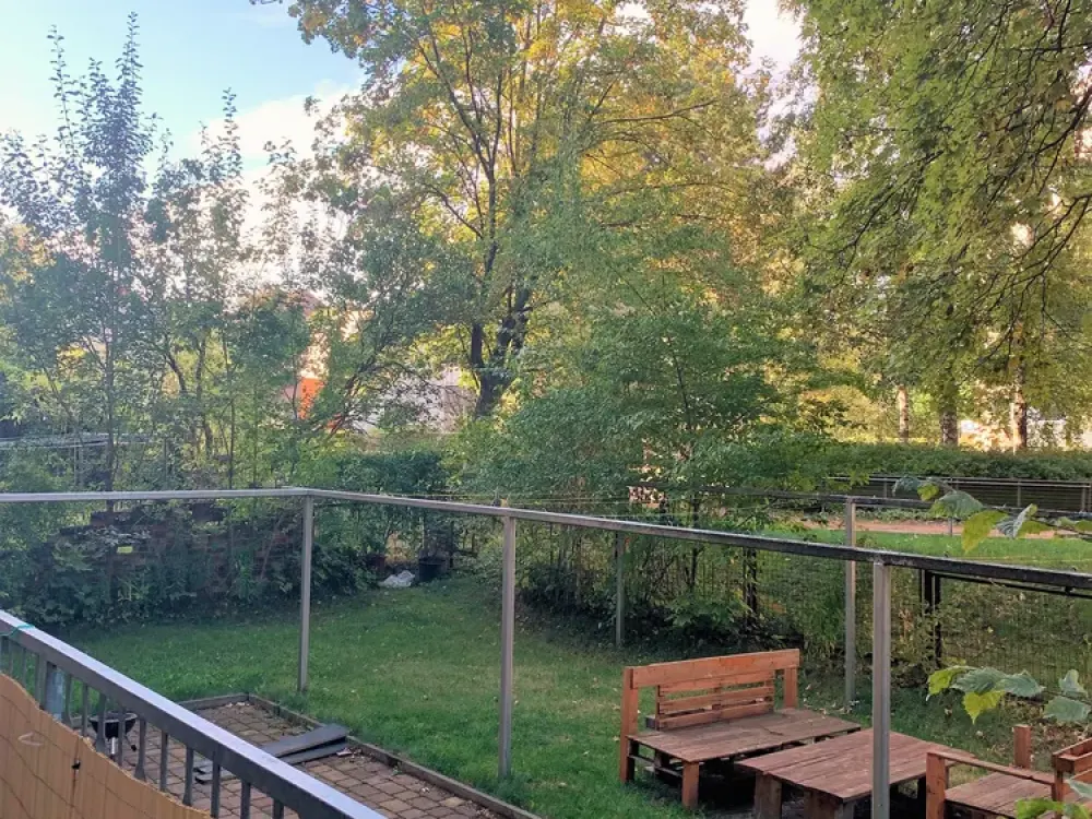 Spacious 3-Room Apartment in a Green Location!