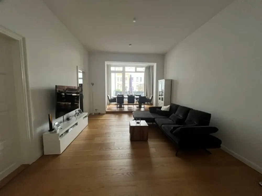 Charming Old Building Apartment with High-Quality Features
