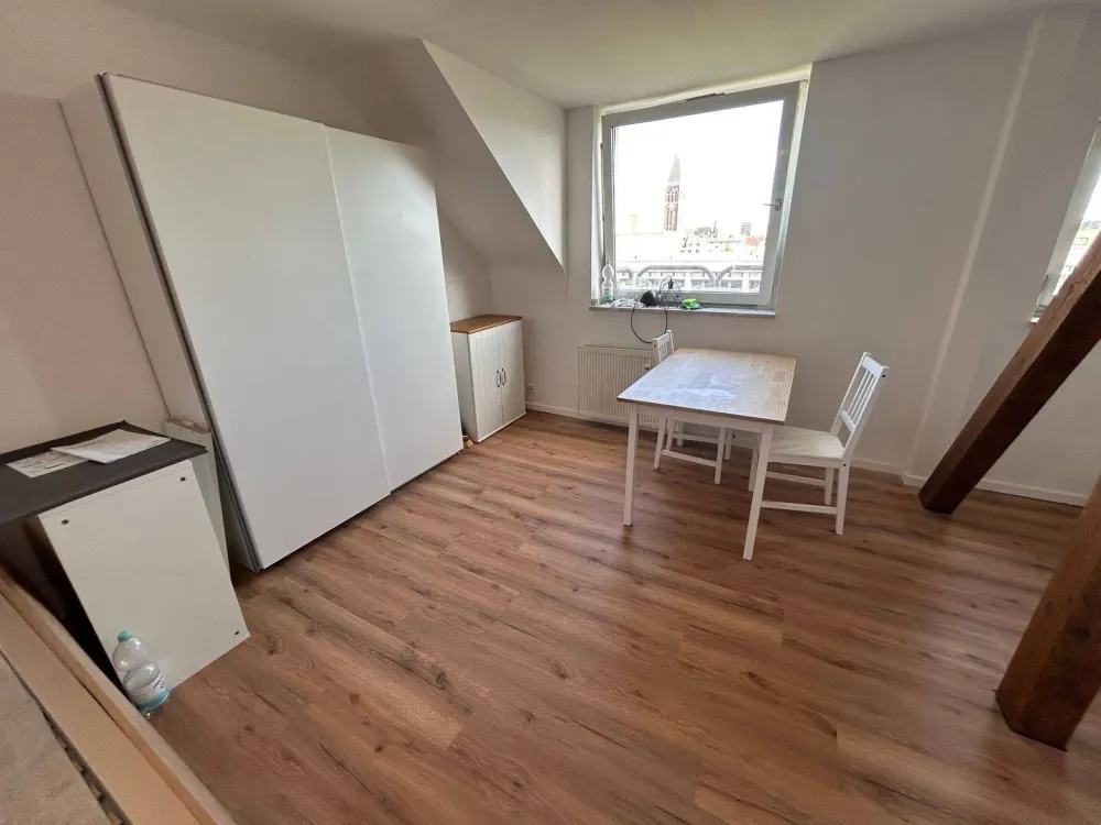 Frisch renoviertes 1-Zimmer-Apartment in Düsseldorf-Bilk (WHG08)