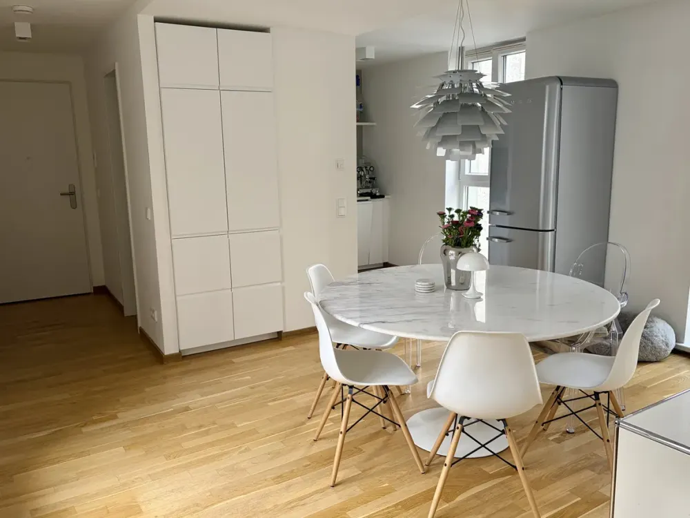 Luxuriöses Stadtrefugium, außergewöhnlich ruhige Maisonettewohnung in zentraler Lage