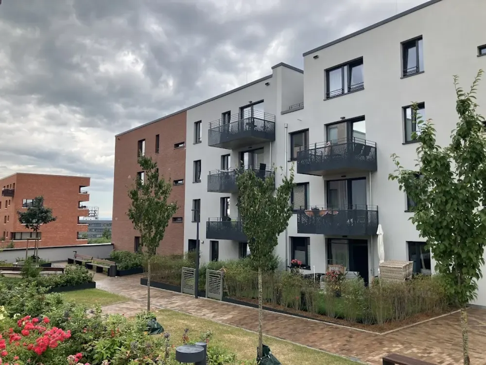 Kronsrode: 3-Room New Build Apartment with Roof Terrace in the Iris-Runge Quarter