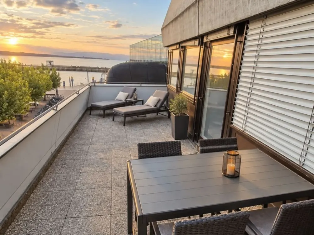 Top Location by the Lake! Newly Renovated Furnished Premium Shared Apartment with Roof Terrace and Lake View