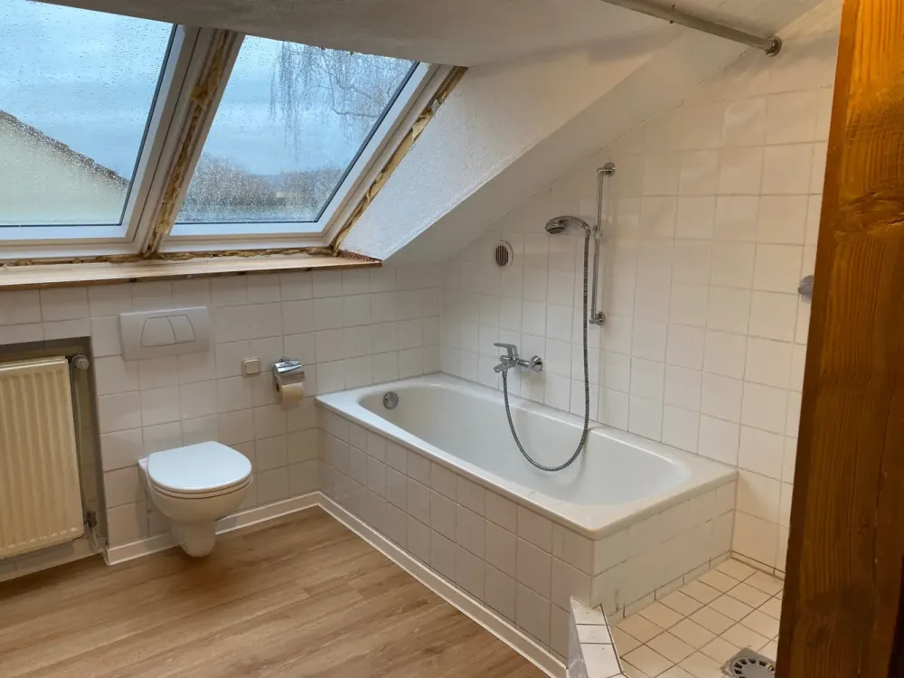 Newly Renovated 1.5-Room Attic Apartment in Stuttgart-Bad Cannstatt