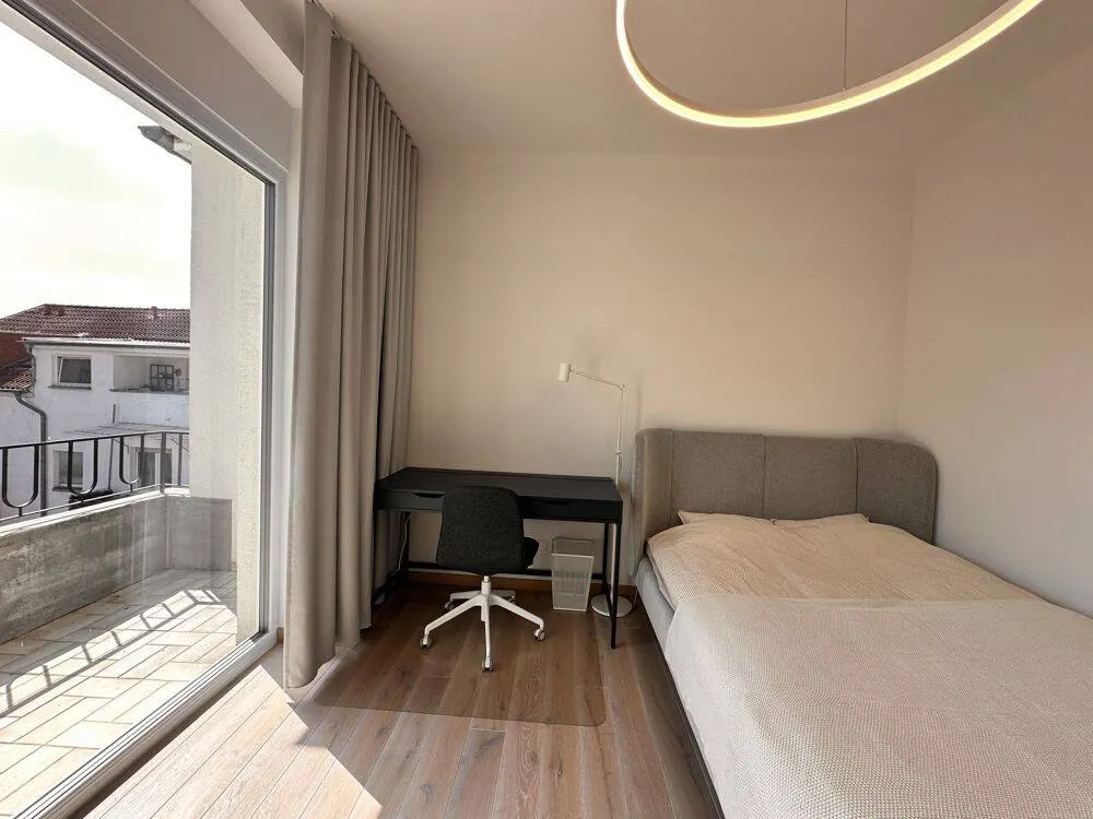 Helles WG-Zimmer mit Balkon in Alt-Saarbrücken