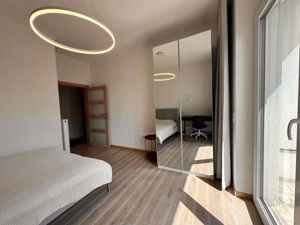 Helles WG-Zimmer mit Balkon in Alt-Saarbrücken