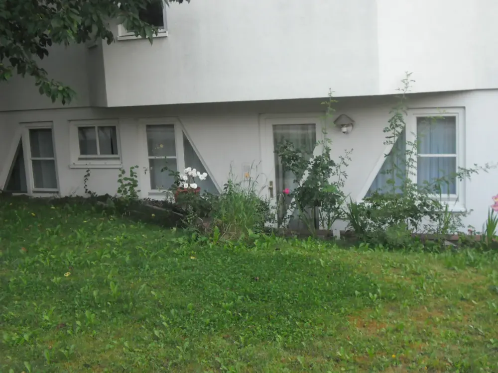 Well-maintained, furnished 2-room apartment, granny flat in Weil im Schönbuch/Neuweiler for 800 € warm, incl. parking space