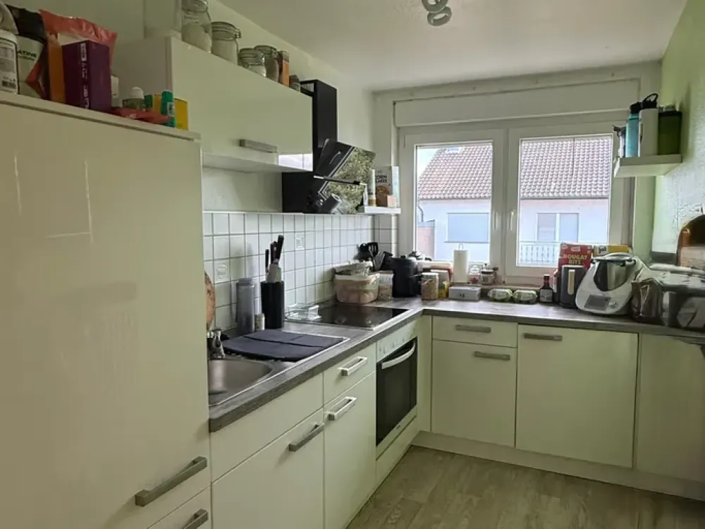 Bright and Spacious 3-Room Apartment with Small Balcony in Rheinzabern