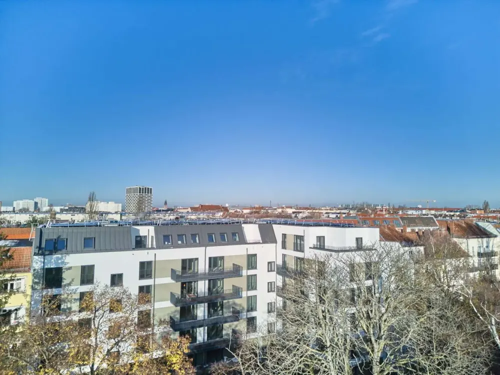 Cosmo Berlin - Lichtdurchfluteter Erstbezug in idyllischer Kiezlage und mit bester Ausstattung