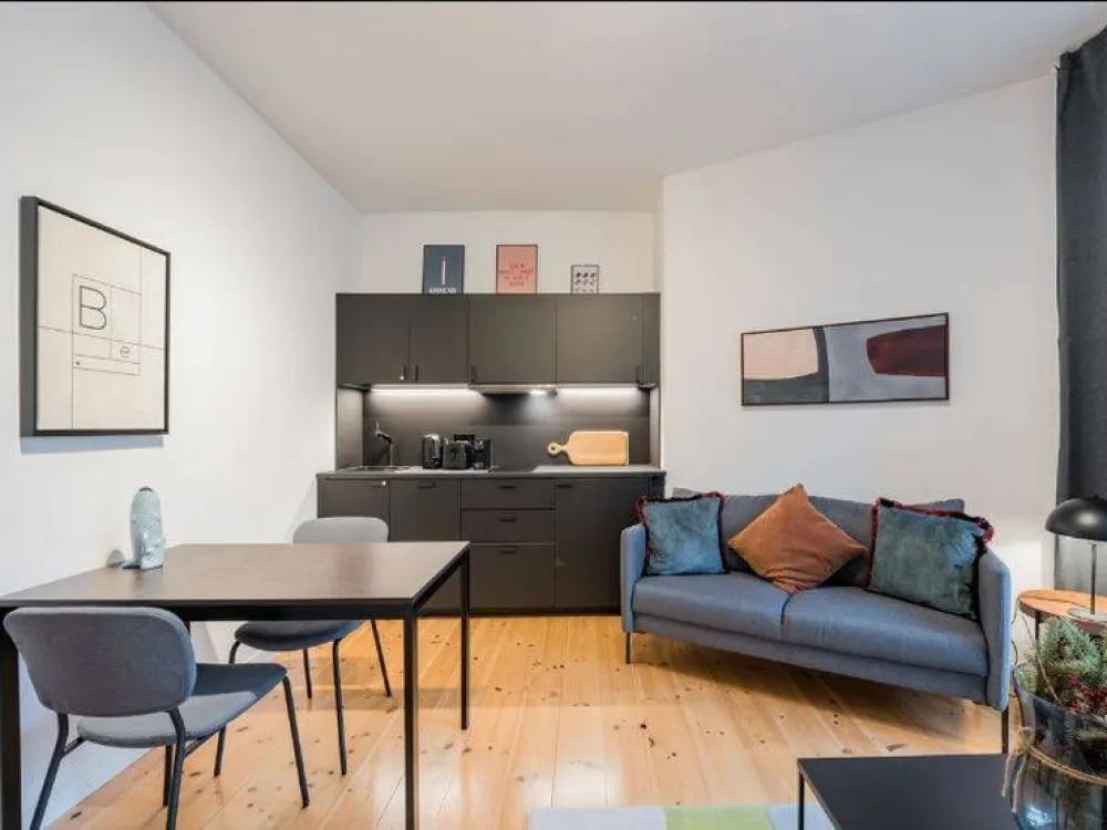 Fully Equipped 2-Room Apartment in Stuttgart