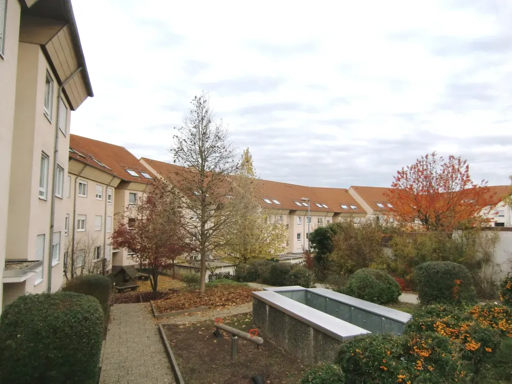 Attraktive, großzügige 4,5-Zimmer-Wohnung in ruhigem Umfeld