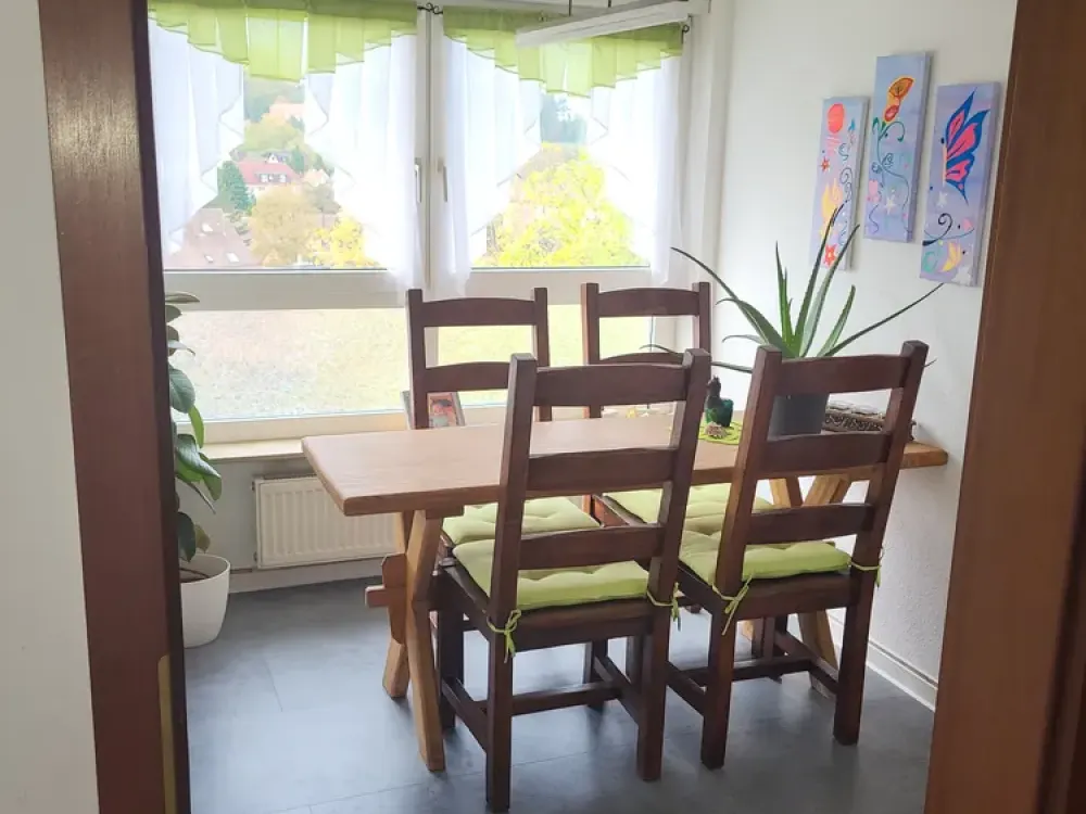 Attraktive, großzügige 4,5-Zimmer-Wohnung in ruhigem Umfeld