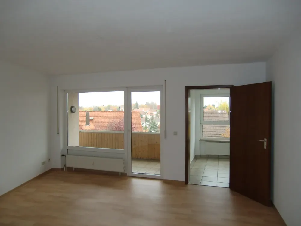 Attraktive, großzügige 4,5-Zimmer-Wohnung in ruhigem Umfeld