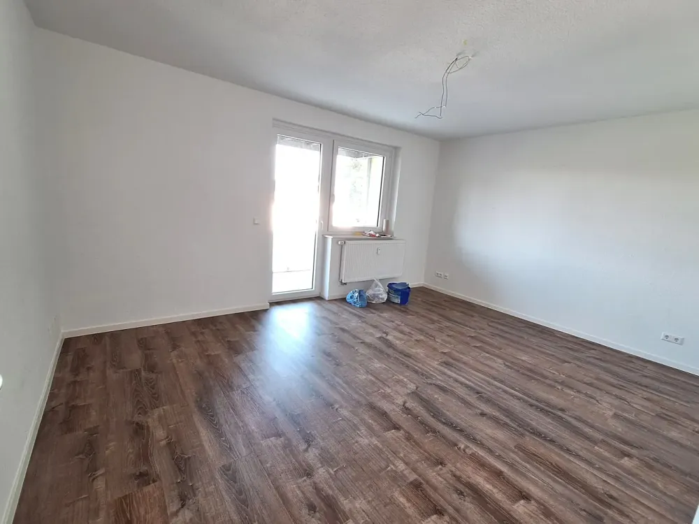 Altgarbsen / Kastanienplatz, 1st floor, 3-room apartment, 99 sqm, large balcony, central location