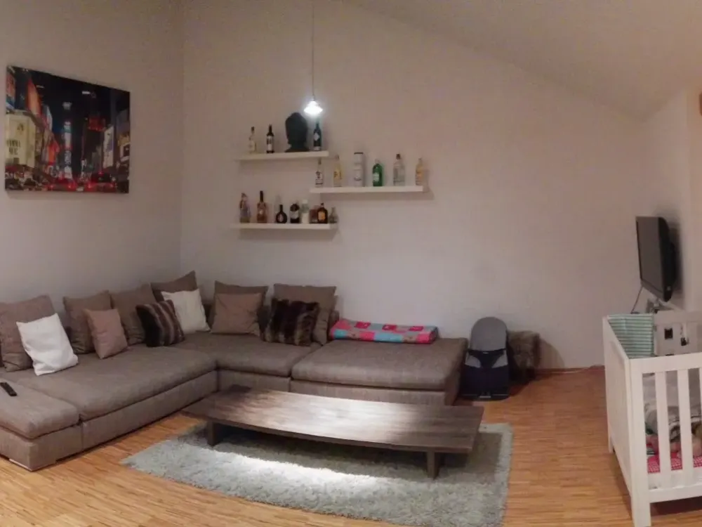 Modern 3-Room Apartment with Large South-Facing Terrace and Built-in Kitchen