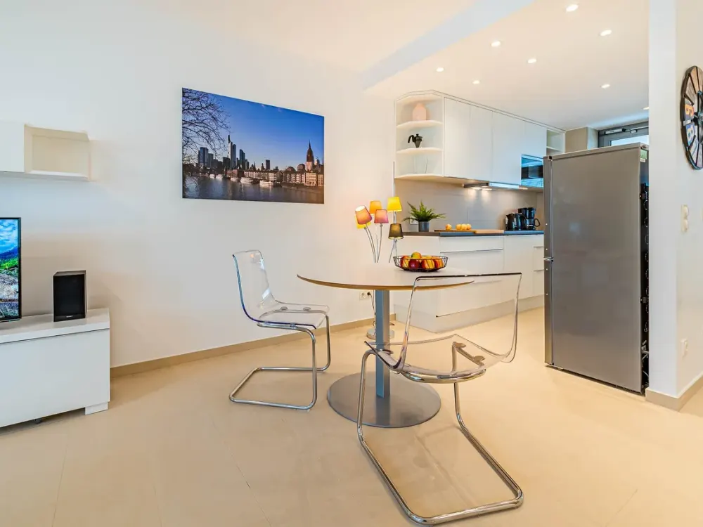 Furnished Apartment for Temporary Rent