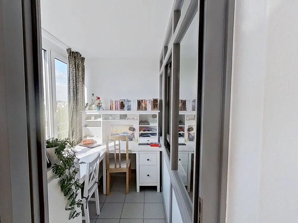 Gemütliche 1,5-Zimmer-Wohnung mit tollem Wintergarten in Hannover-Bemerode