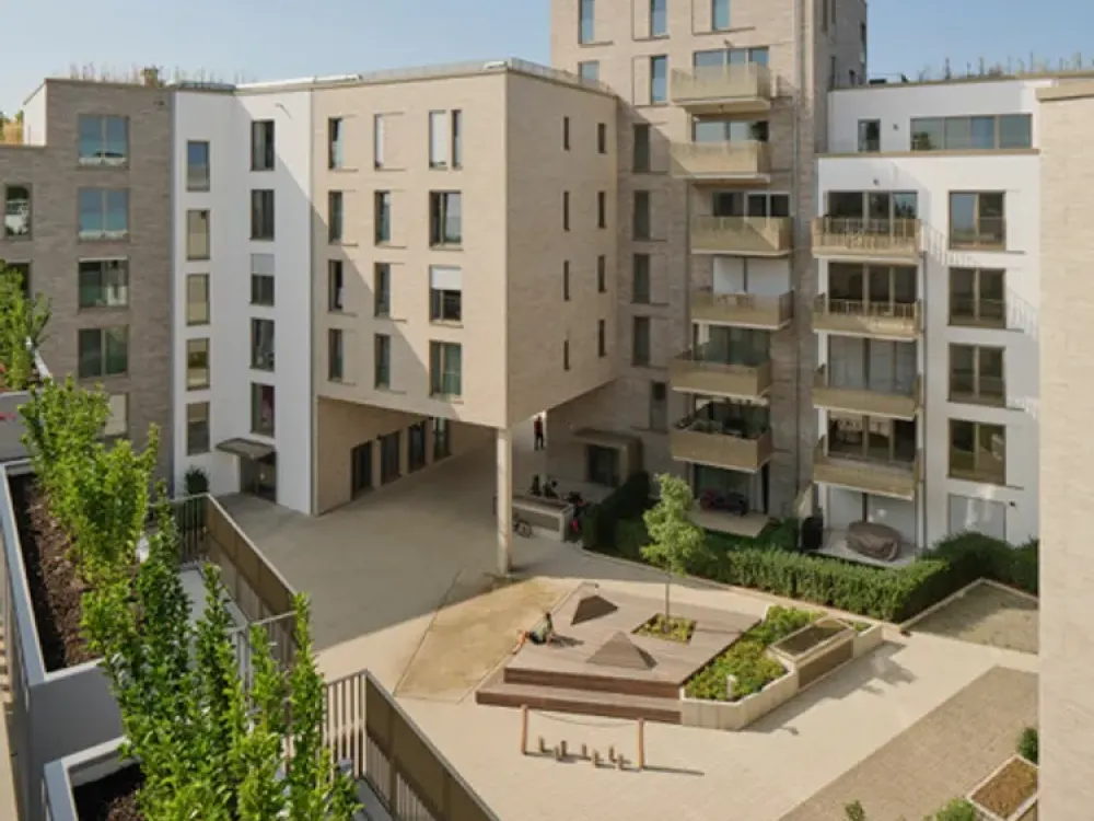 Von Privat - Ab Sofort - Erstbezug 4-Zimmer-Wohnung mit hochwertiger Küche