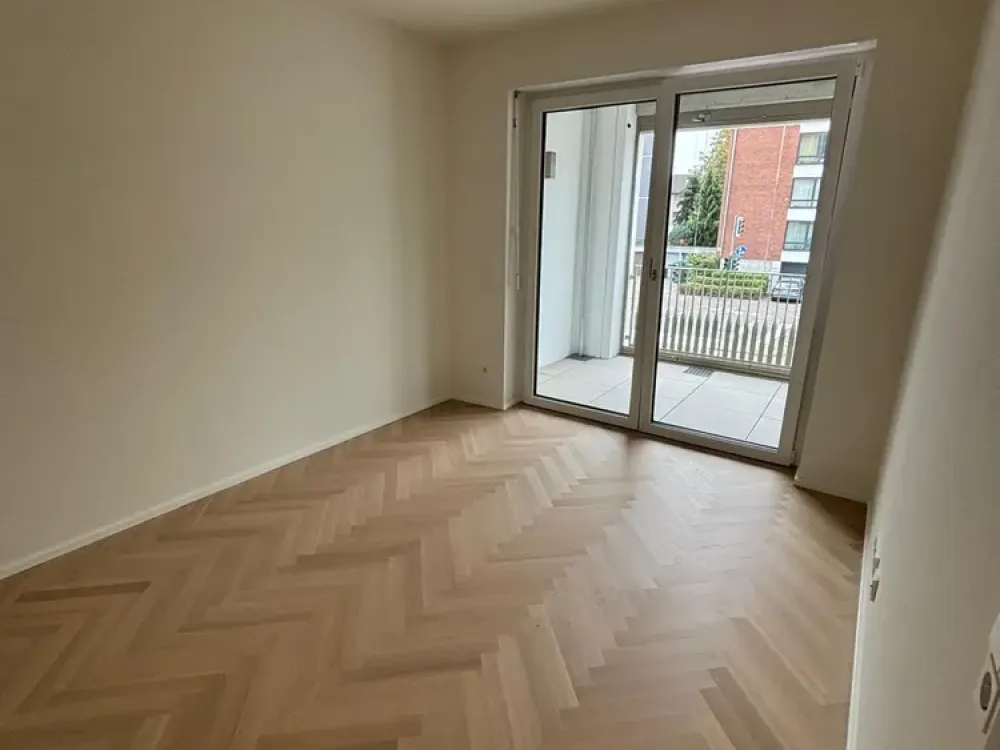 Von Privat - Ab Sofort - Erstbezug 4-Zimmer-Wohnung mit hochwertiger Küche