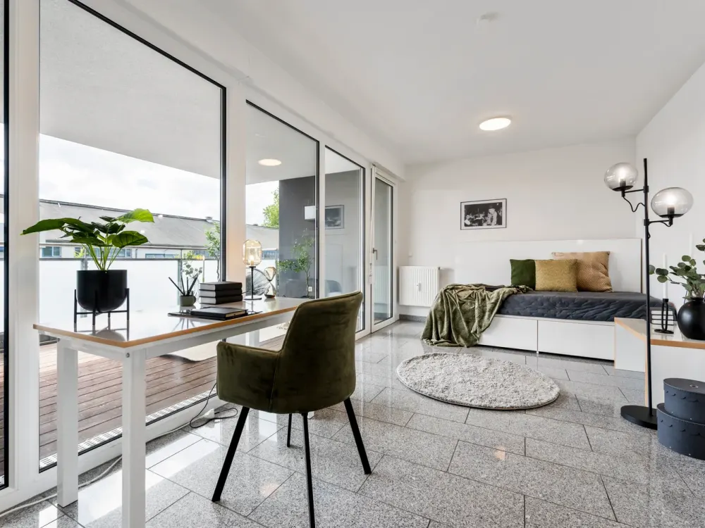 Arrive. Feel good. Be at home. Partially furnished room in 2-person shared apartment