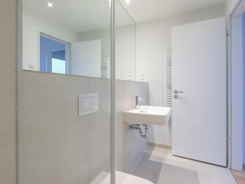 NEW BUILD - 2-Room Apartment with Balcony, Fitted Kitchen and Shower Bath
