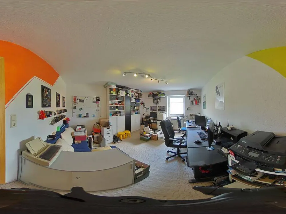 Charming 3-Room Attic Apartment with Underground Parking Space & Top IT Equipment in KTV Location