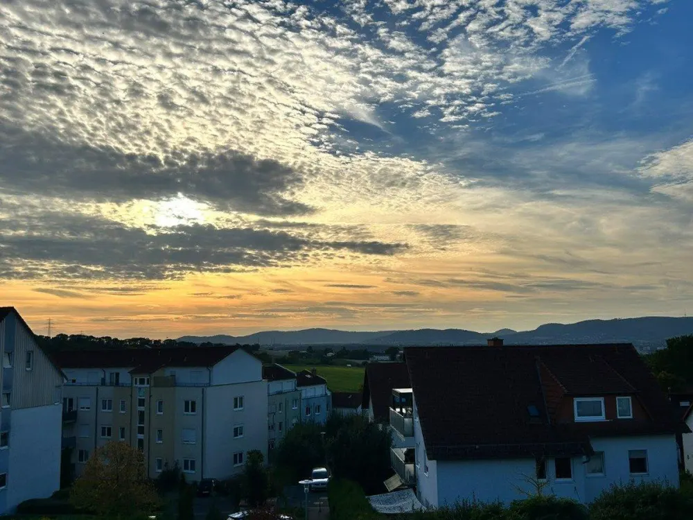 Bright 3.5-Room Attic Apartment in Lohfelden | approx. 95 m²