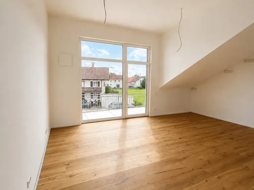 More Than Just Four Walls - Modern 3-Room Apartment in Legau