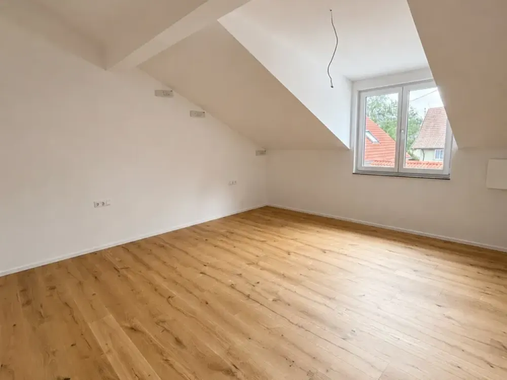 More Than Just Four Walls - Modern 3-Room Apartment in Legau
