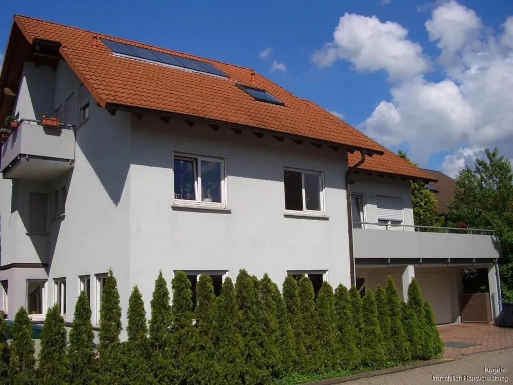 Apartment with Large Garden