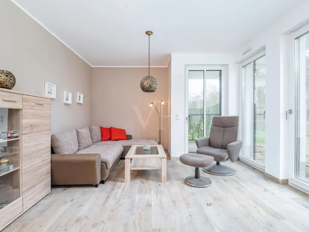 Modernes Wohnen auf Zeit, Erdgeschosswohnung mit Terrasse im Dünenquartier Warnemünde
