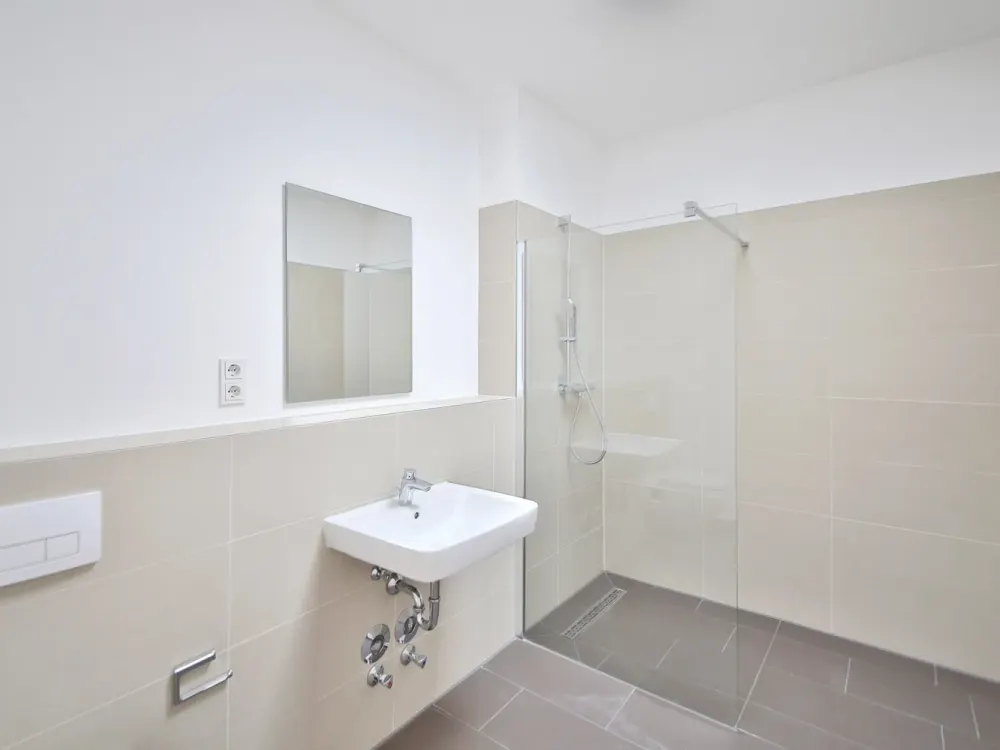 View over Böblingen: Exclusive 3-Room Apartment on the Top Floor!