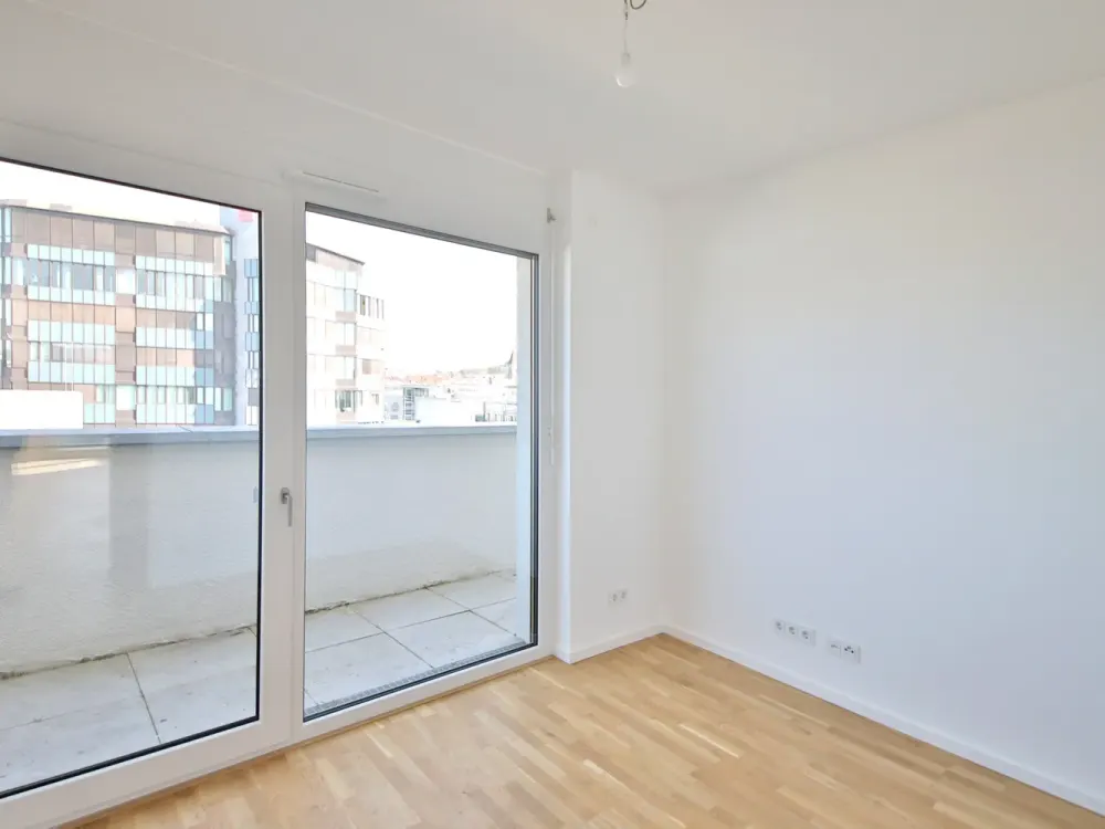 View over Böblingen: Exclusive 3-Room Apartment on the Top Floor!