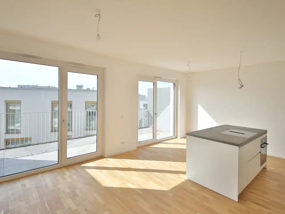 View over Böblingen: Exclusive 3-Room Apartment on the Top Floor!