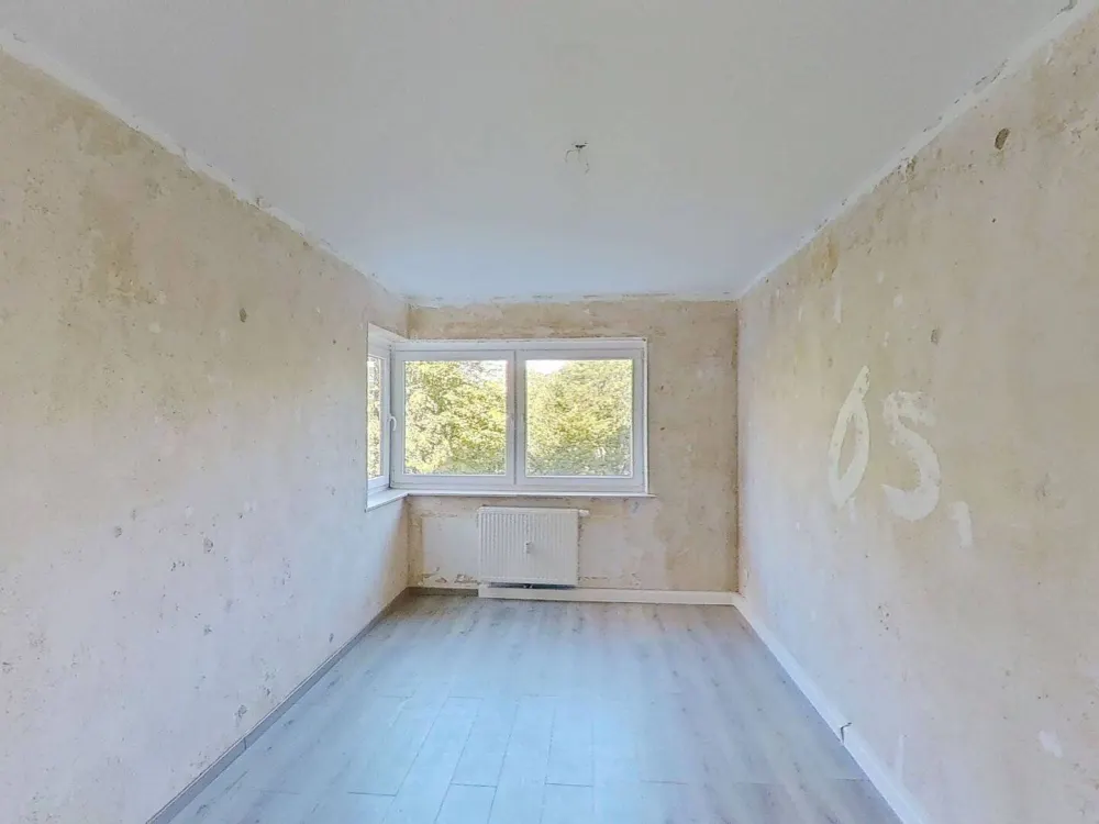 RENOVATE YOURSELF AND SAVE: Large 4-Room Apartment with BALCONY and Plenty of Light