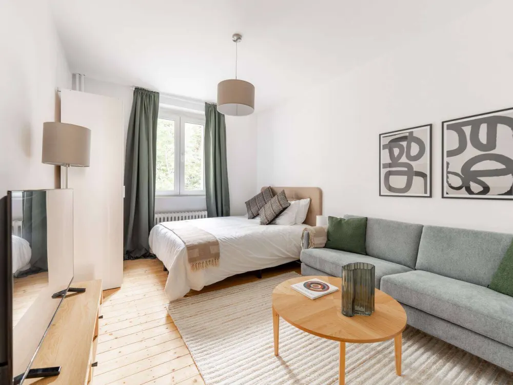 Impressive 1-Room Apartment in Wedding - Fully Furnished