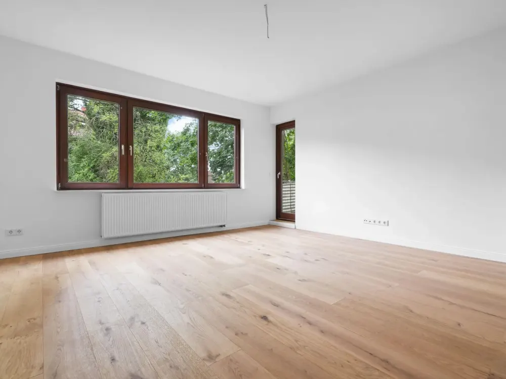 First Occupancy Schwachhausen: Renovated Apartment - Near Bürgerpark with Balcony and 3 Rooms