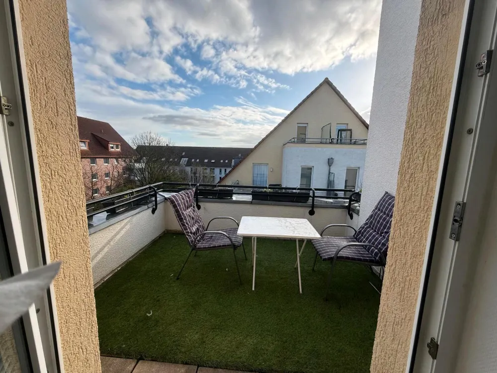 Schöne möblierte Maisonette Wohnung!