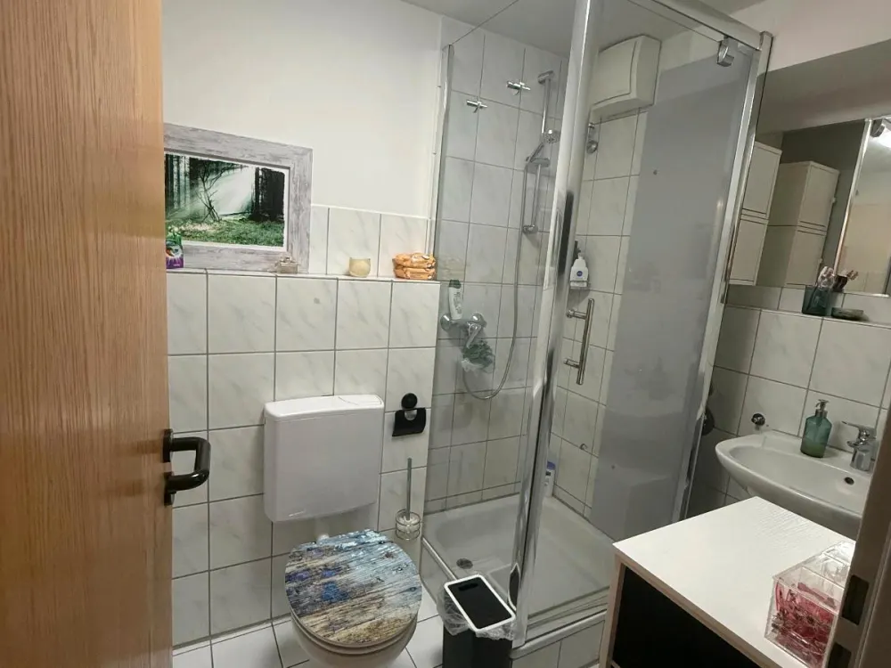Beautiful Furnished Maisonette Apartment!