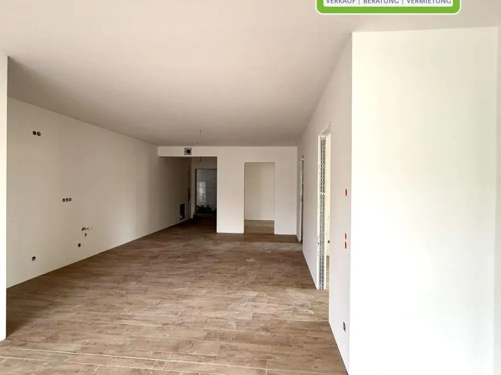 4 Raum Wohnung, Wohnung 12, Dachgeschoss