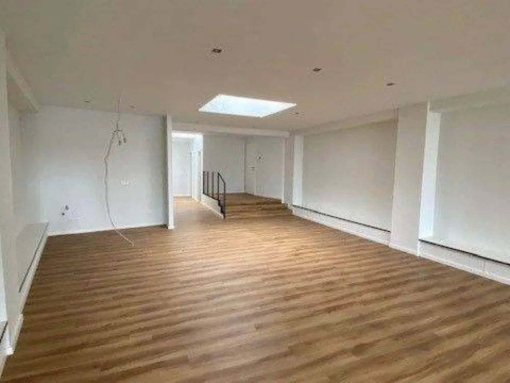 2 Room Loft with Walk-in Shower and Loggia, Brauerstr. 8, 66123 Saarbrücken