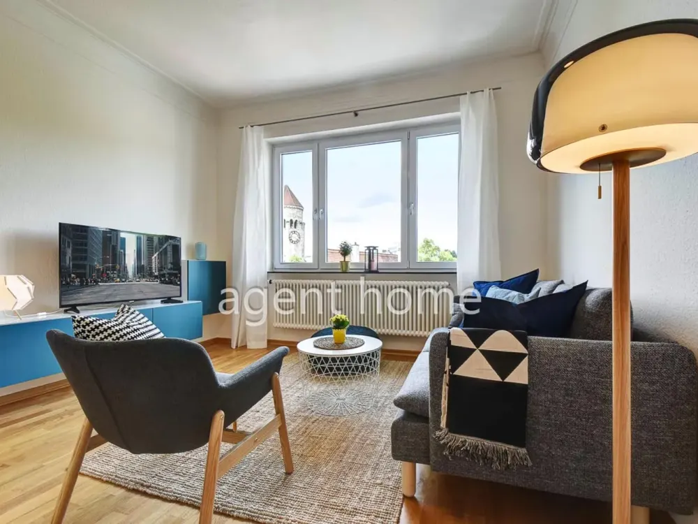 FURNISHED - OLD BUILDING STYLE - 3-Room Apartment with Balcony near Villa Berg