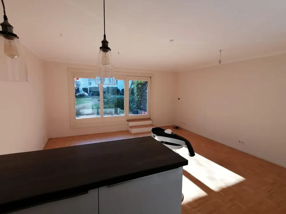 Raised Ground Floor with Terrace and Courtyard - 3 Rooms in Hamburg-Hamm