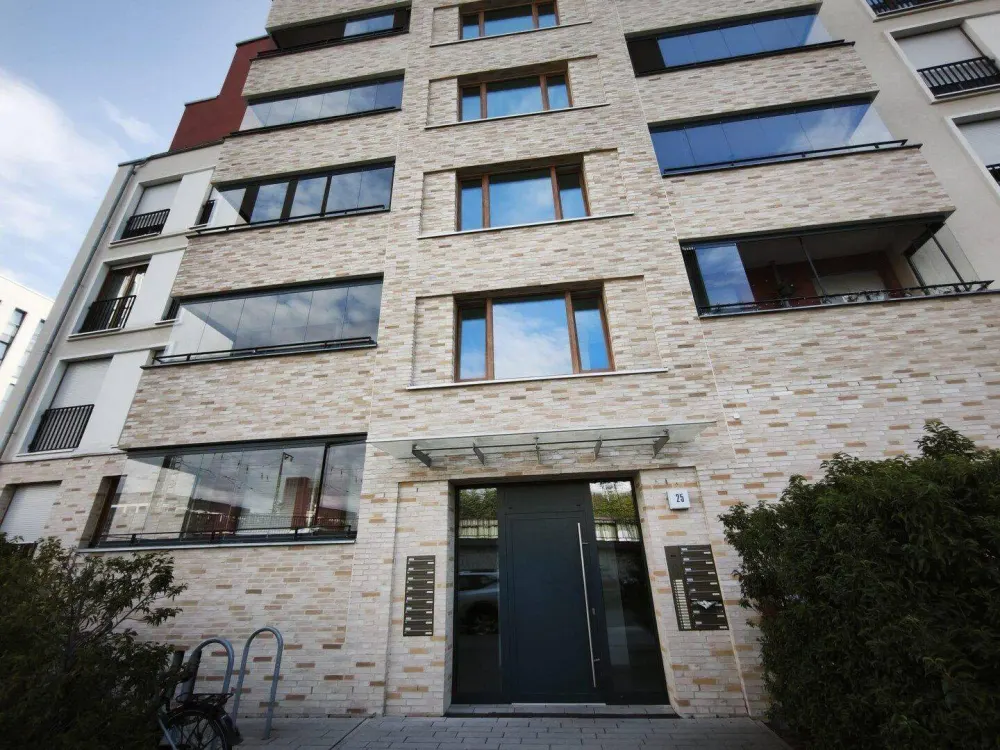 Dreamy 2-Room Apartment Perfect Messe Location: First-Class Connection in the Heart of Frankfurt