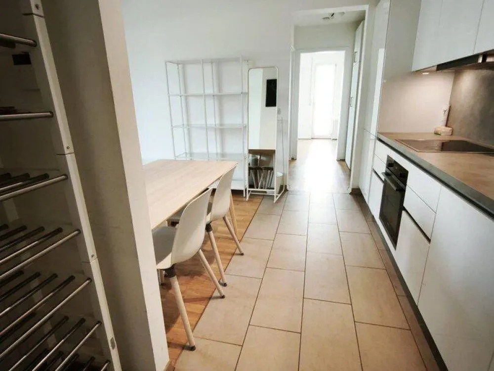 Dreamy 2-Room Apartment Perfect Messe Location: First-Class Connection in the Heart of Frankfurt