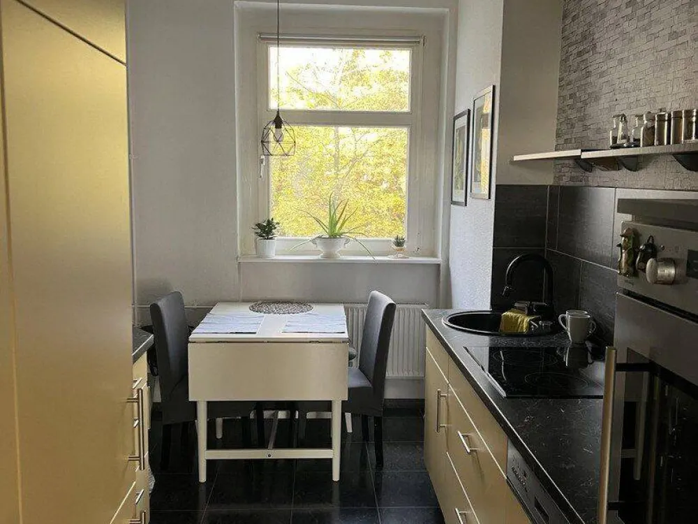 WG-geeignete 2-Zimmerwohnung in Berlin-Johannisthal