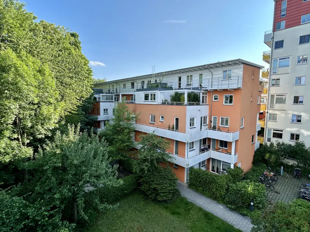 Modern, high-quality and fully furnished studio apartment in a green paradise with top location!